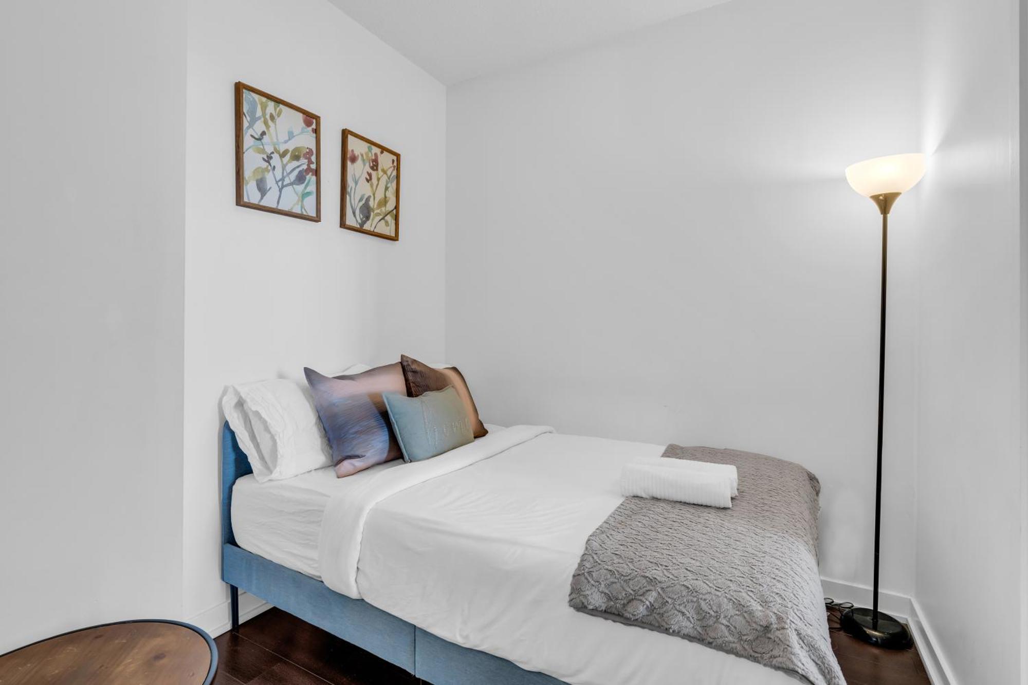 Prestige Downtown - Free Parking * Toronto