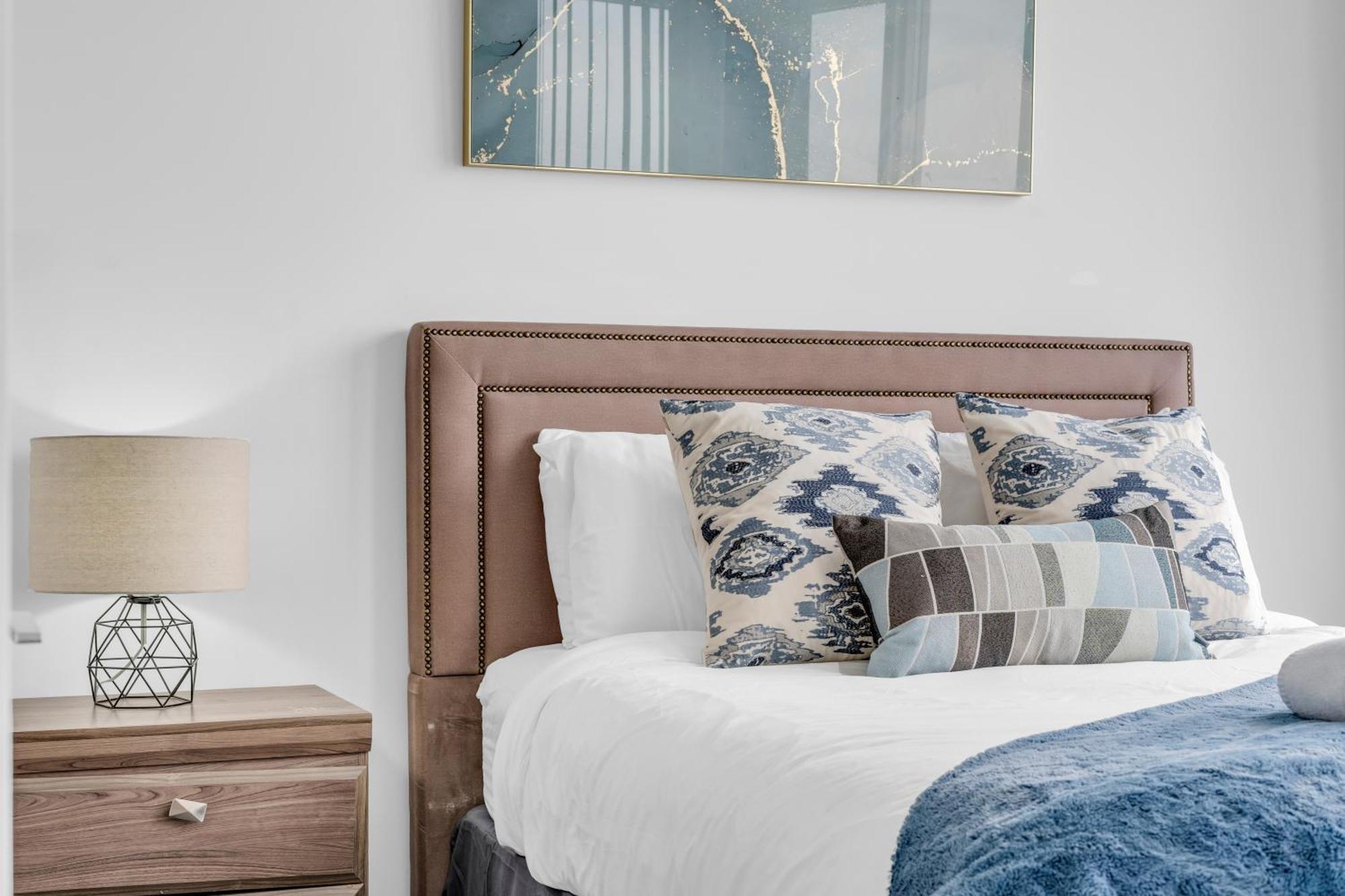 Prestige Downtown - Free Parking *