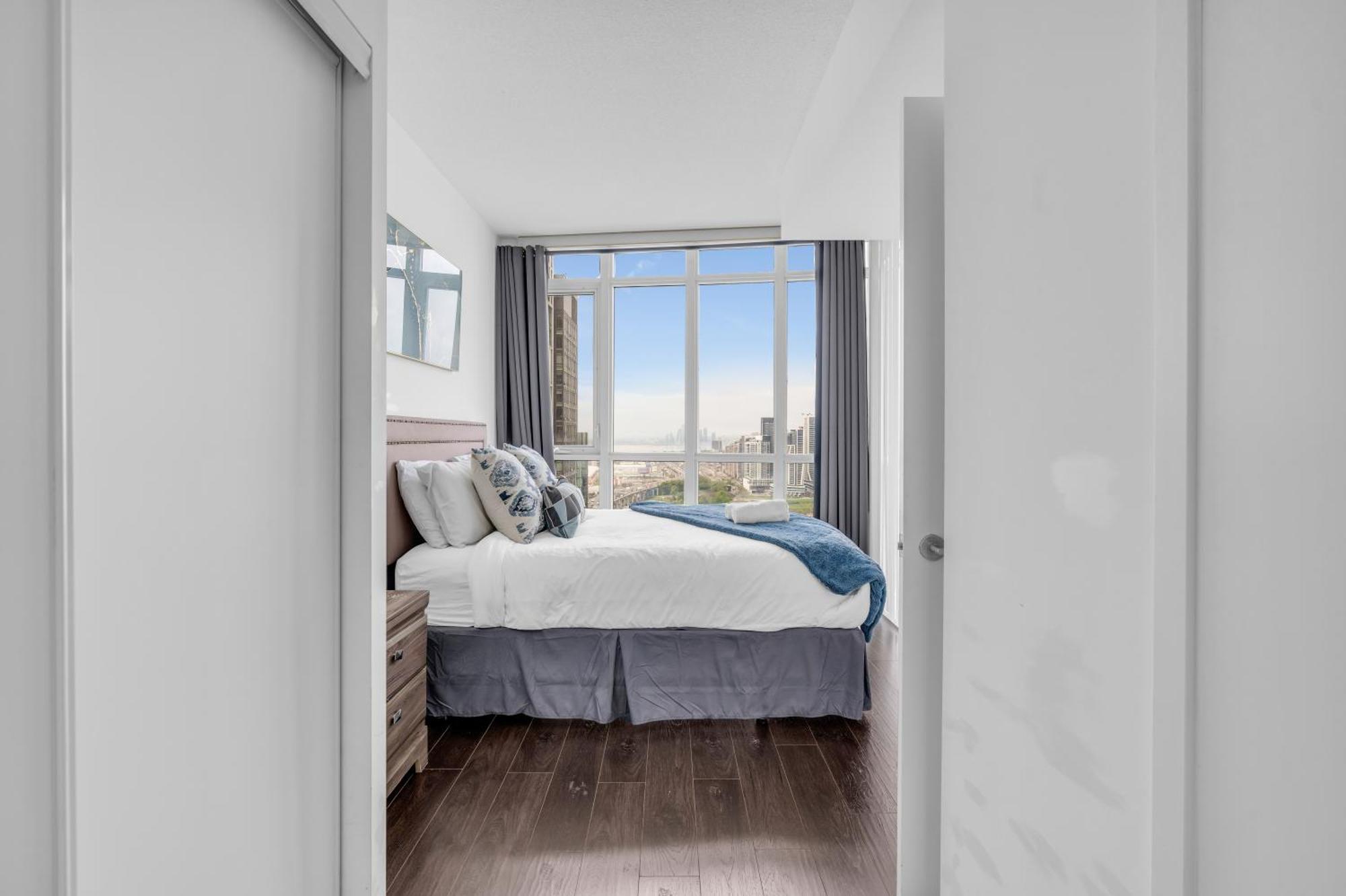 Prestige Downtown - Free Parking Apartment *