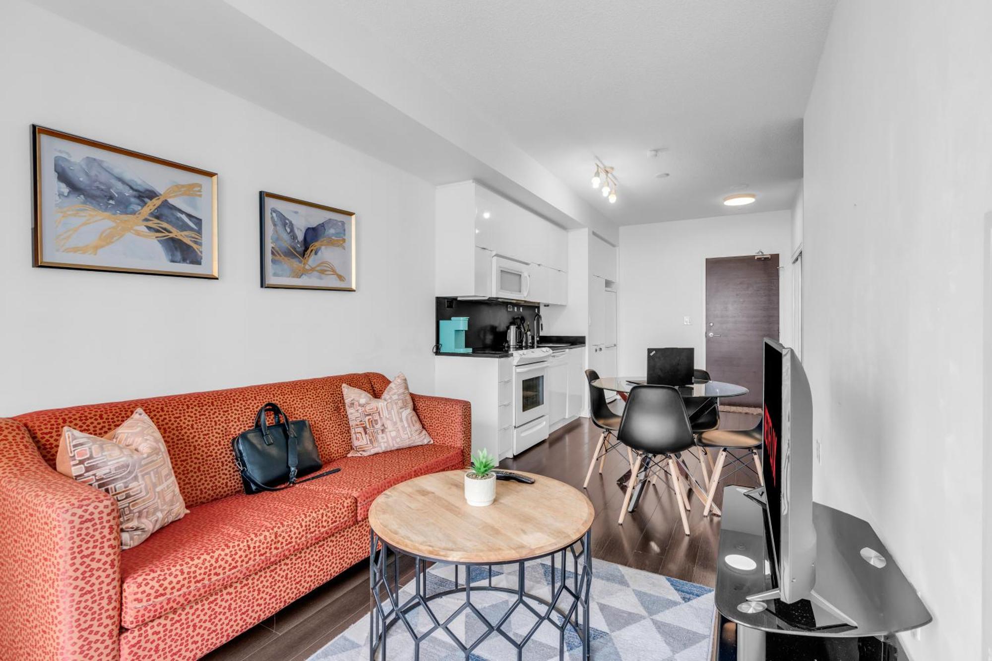 Prestige Downtown - Free Parking Apartment *
